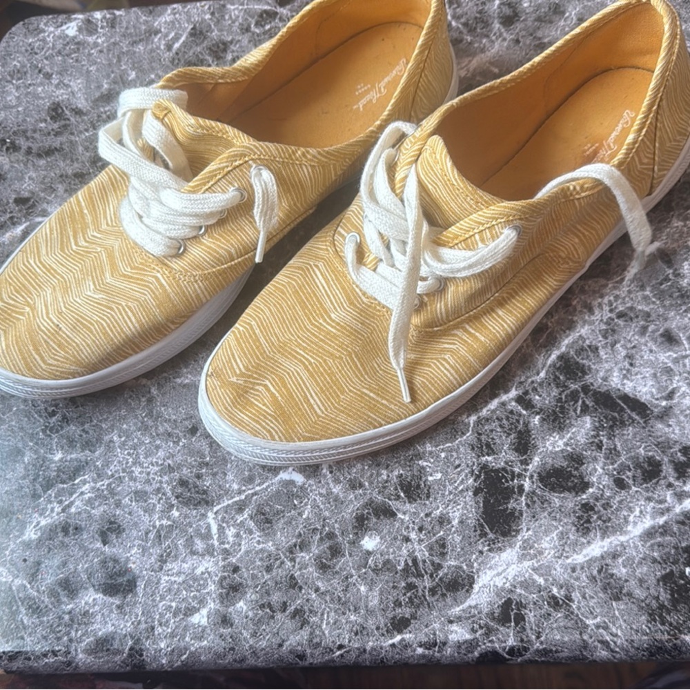 Vibrant Yellow Patterned Sneakers - image 2